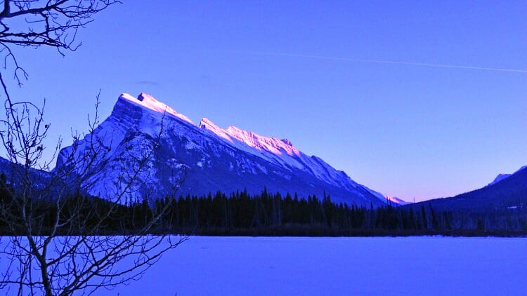 photo, image, frozen vermilion lake, rocky mountains