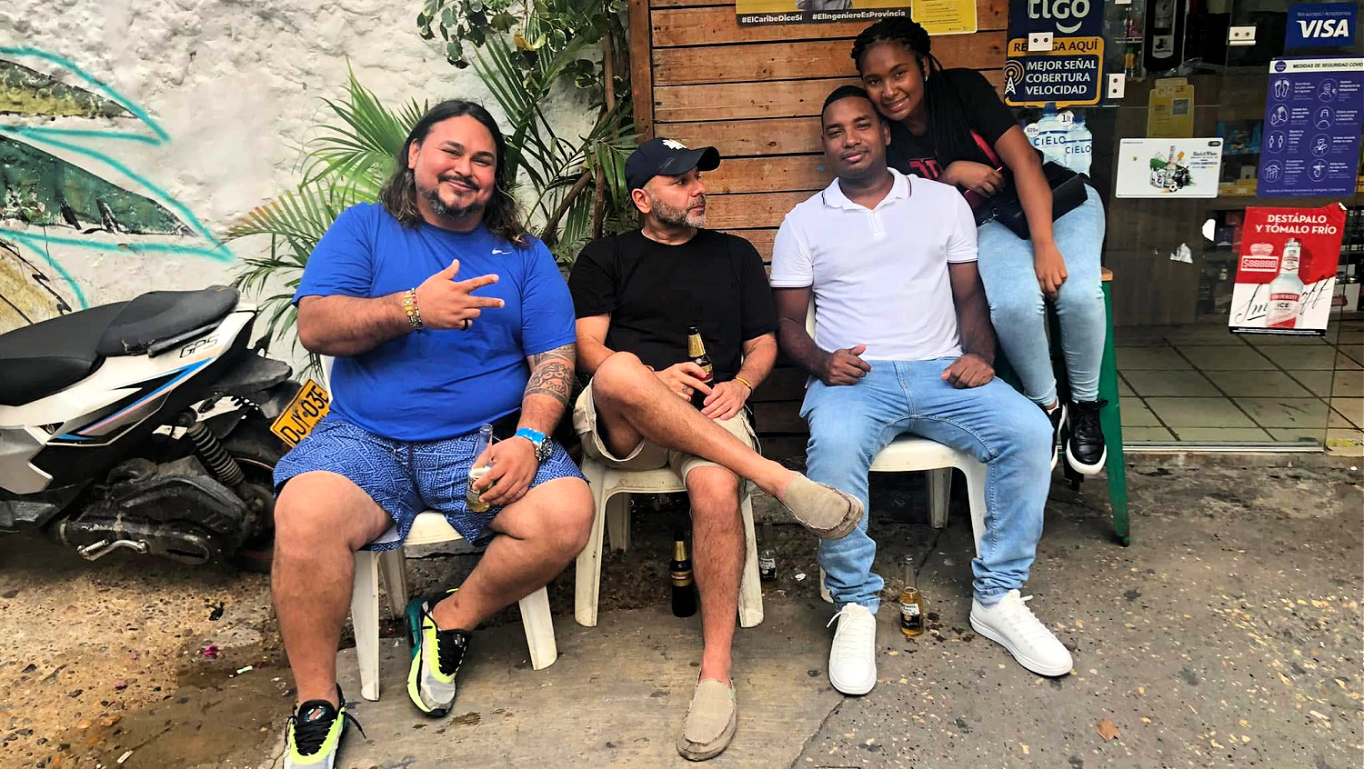 men I met traveling alone in Colombia