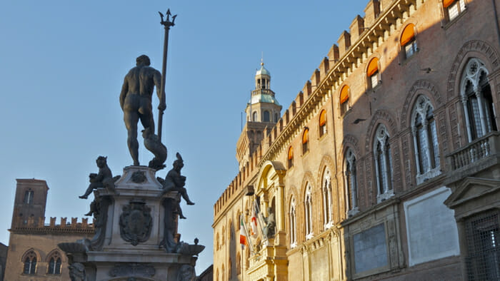 photo of statue taken in the early morning to avoid the crowds