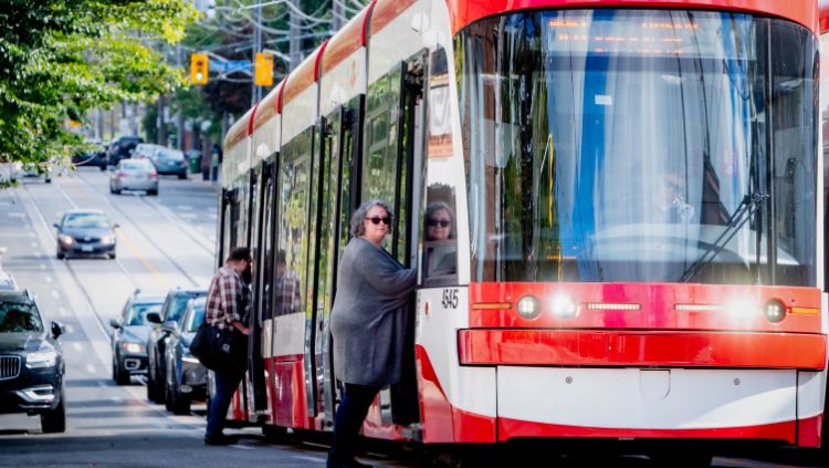 image, tracey nesbitt, solo traveler