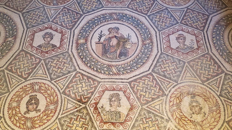 photo, image, mosaics, Villa Romana del Casale, solos-only tour